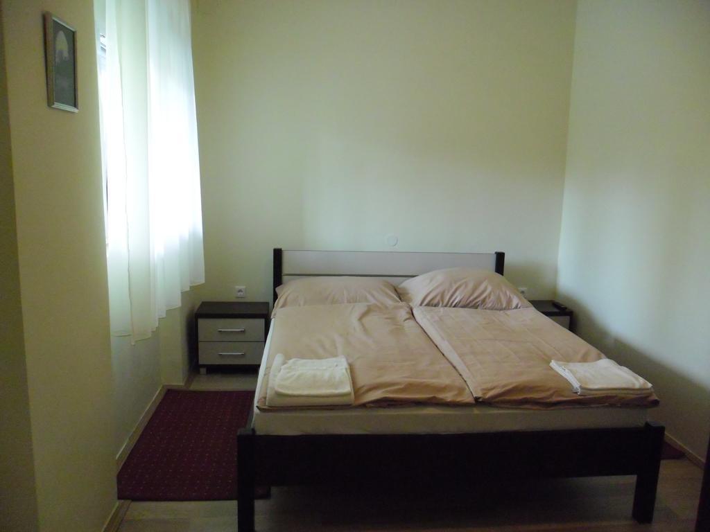 Hotel Family Balatonföldvár 客房 照片