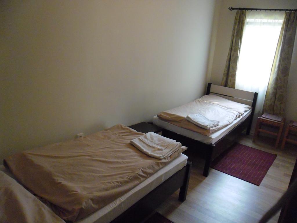 Hotel Family Balatonföldvár 客房 照片