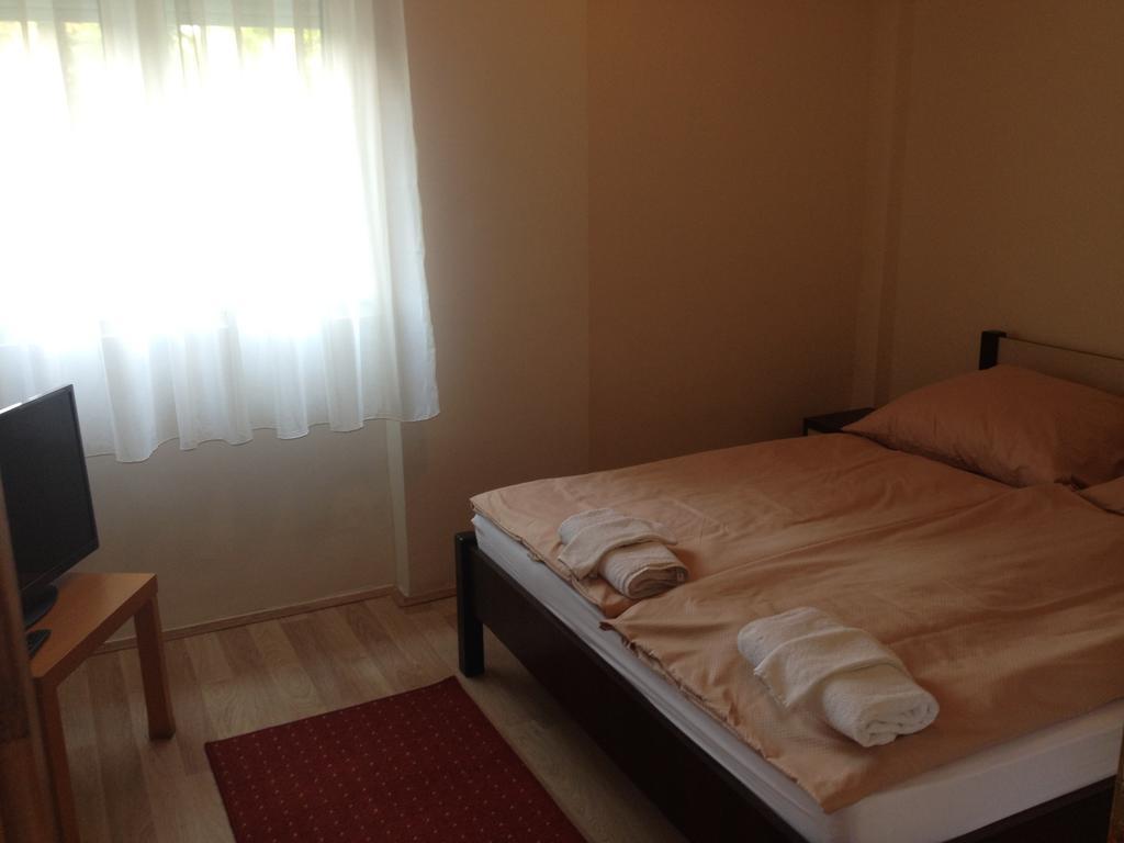 Hotel Family Balatonföldvár 客房 照片