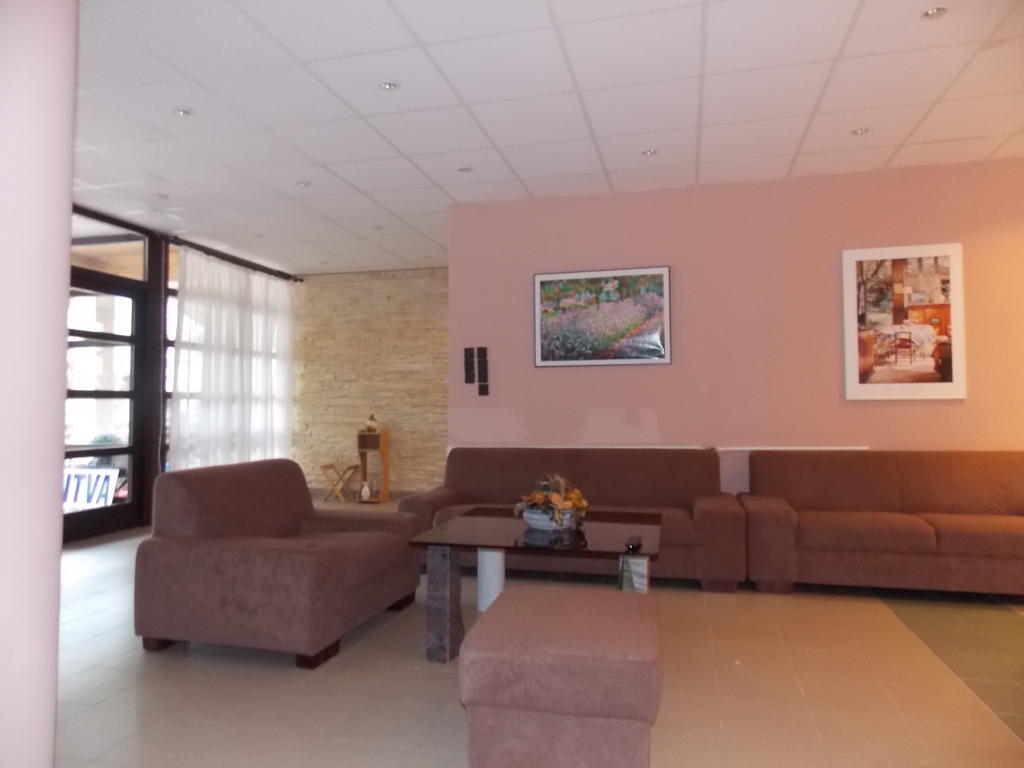 Hotel Family Balatonföldvár 外观 照片