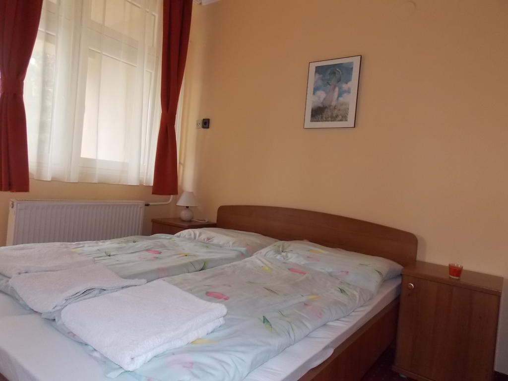 Hotel Family Balatonföldvár 外观 照片