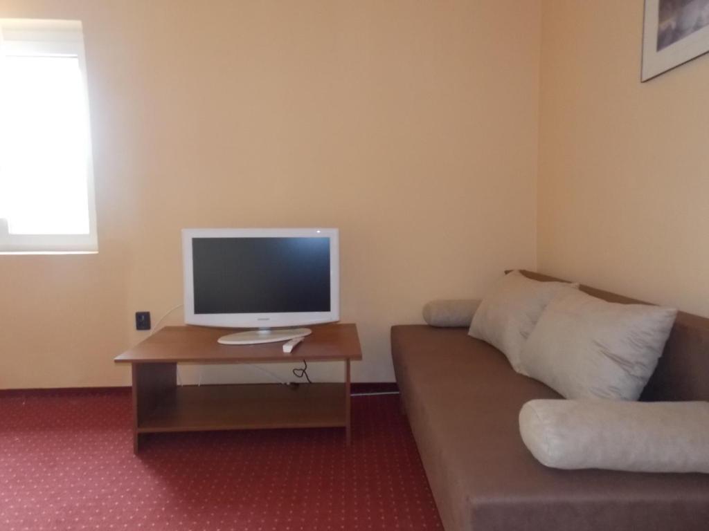 Hotel Family Balatonföldvár 客房 照片